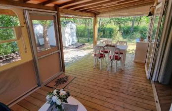 Mobile home avec terrasse et piscine. - Foto 2