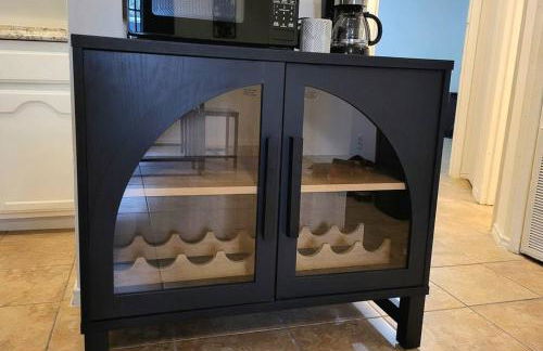 Large parking lot sleeps 8 - Foto 17