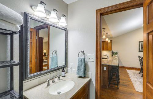 2 Mi to Main Street Family Home in Winfield! - Foto 12