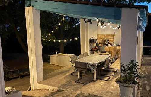 villa spacieuse piscine jacuzzi 8 chambres 16 couchages - Foto 17