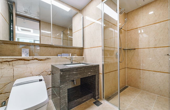 Le collective Busan station - Foto 58