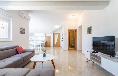 Villa Ana perfect for families with kids and groups,House with heated Pool - Photo 80