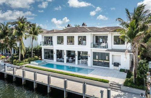 Waterfront Luxury Estate with Private Dock Lighthouse Point - Foto 41