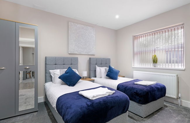 Crown Place 2 & 3 Bedroom Luxury Apts - Foto 34