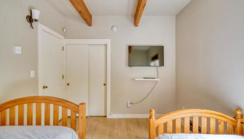 Welcome to The Village Hideout, Steps to the Village, Resort, Golf, SHARC, AC, Hot-tub, Grill and Bikes - Foto 5