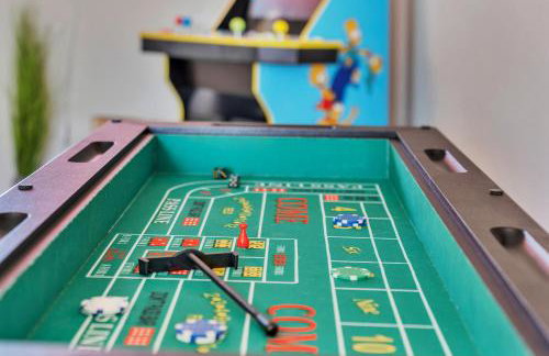 Strip-side Villa Pool, Mini Golf, Casino games - Foto 12