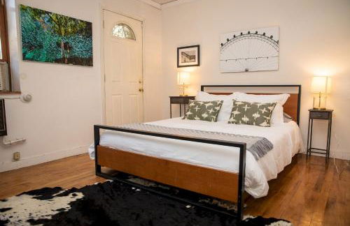 Sunny Fully Furnished Studio in Chelsea - Photo 2