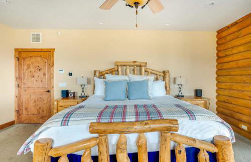 Ski and Ride Mountain Haus - Hot Tub, Fire Pit, Game Room & Deck - Foto 32