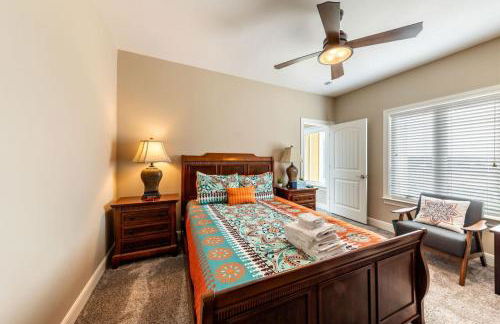 5BR 3BA Spicewood Prime Waterfront w Dock, Theater and Game Room by Austin Vacay - Foto 27