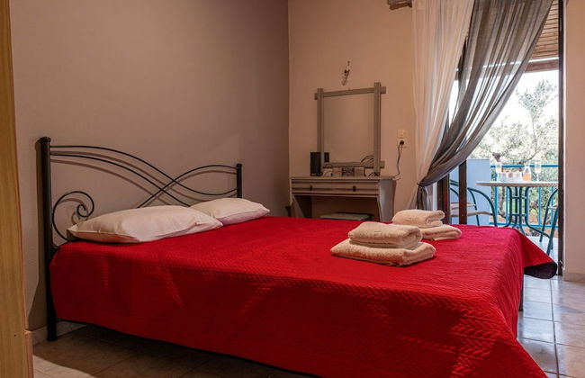 Sunny Summer Retreat - Perfect Location BBQ - Foto 11