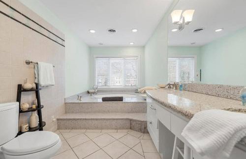 Sanctuary at Beachwalk - Foto 23