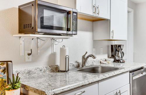 Hillside Place with Mountain Views about 8 Mi to Dtwn! - Foto 10