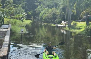 Villa Varona Resort, Heated Pool, Ping-Pong, Pool Table, Fire Pit and Pergola - Foto 48