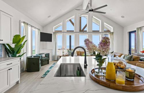 Luxury Beachfront l Private Hot Tub, Pool, & 2 Arcade Games - Foto 40