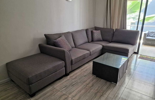 Sugareef 3-bed Apartment in Flic en Flac - Photo 12