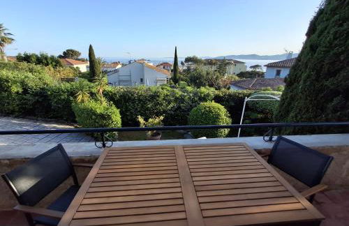 Appt 83m2 rez de jardin dans villa parc privé balcon vue mer - Foto 19