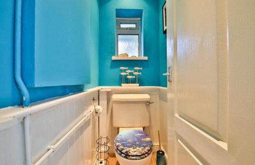 Spacious & Modern Triple-Story Cardiff Home with Pool Table - Foto 44