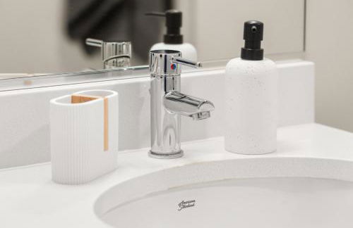 Downtown 2br 1bath with Parking - Foto 13