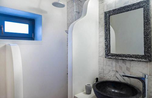 Authentic Cretan Stone Windmill - Foto 24