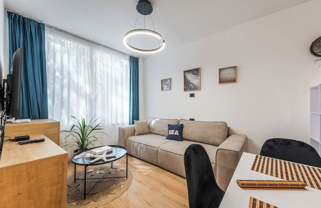 Coastal Pines Studio - Photo 17