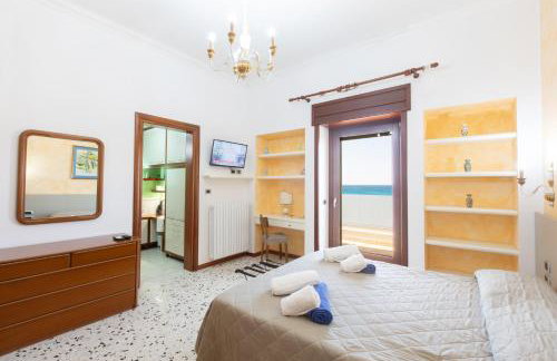 Villa Eleonora con piscina Fronte Mare - Foto 35
