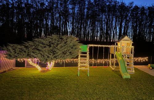 Familienfreundliche Ferienwohnung mit Garten & Spielplatz nahe Nürnberg und 15 Min zum Playmobil FunPark - Foto 2