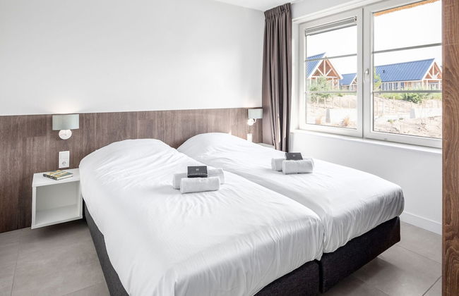 Villa in Nieuwvliet-bad Near the Beach - Photo 3