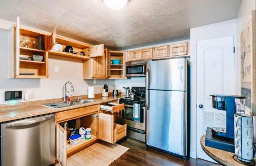 Unique DT UofU 2Bd and1Ba Duplex King Full Home - Foto 17