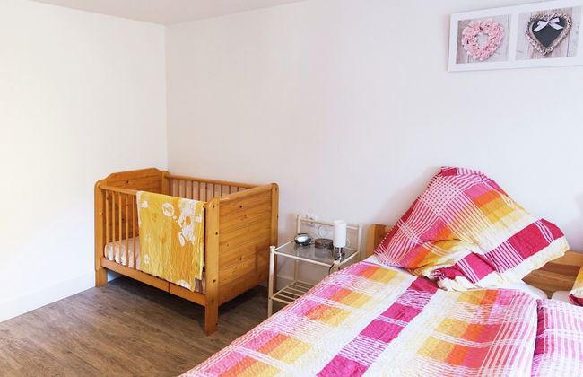 Spacious Holiday Home in Briedel Near River Mosel - Foto 9