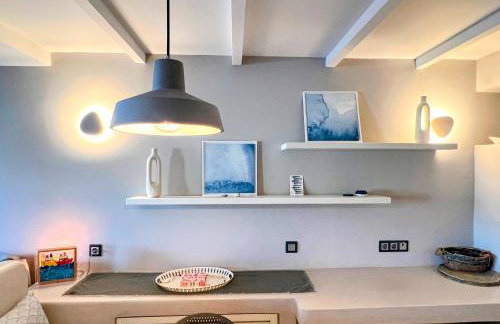 Elements - Air & Water Apartment by Hostandros - Foto 23