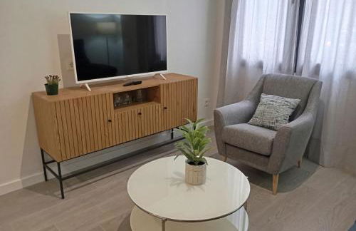 Virgen del Valle, los Remedios, junto al centro y Triana, Sevilla - Foto 6