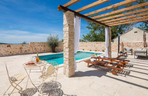 Villa Cavalleria Rusticana with heated pool and vineyard - Photo 55