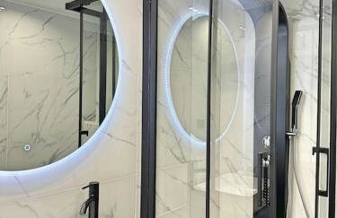 Oasis Luxury Apartments - Photo 30