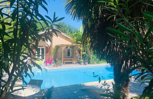 Gîte Le Bellevue avec piscine privative - climatisation - Foto 21