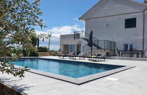 Villa Lidia - Photo 1