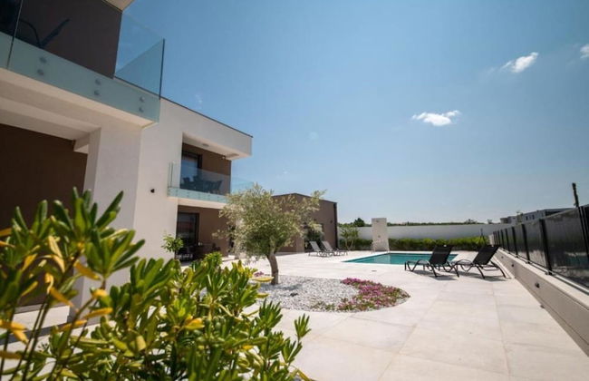 Vrsi Beautiful Apartments With Pool - A2 - Photo 20