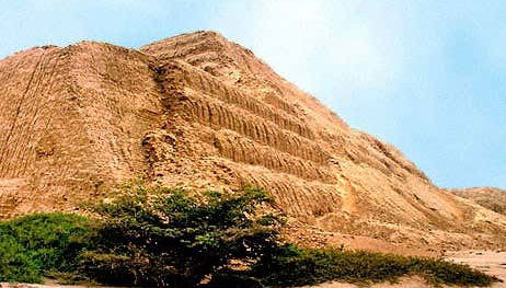 Alla scoperta dei resti archeologici di Túcume