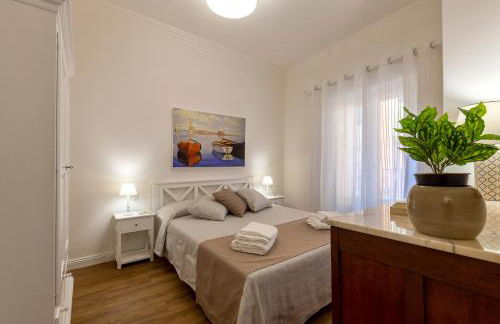 “CIELO E MARE”, CASETTA NEL CUORE DEL BORGO ANTICO / “SKY & SEA”, CHARMING IN THE HEART OF OLD VILLAGE - Foto 35