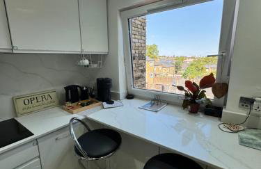 Sunset View 2BR Apartment - Beautiful London View & Free Parking - Foto 9