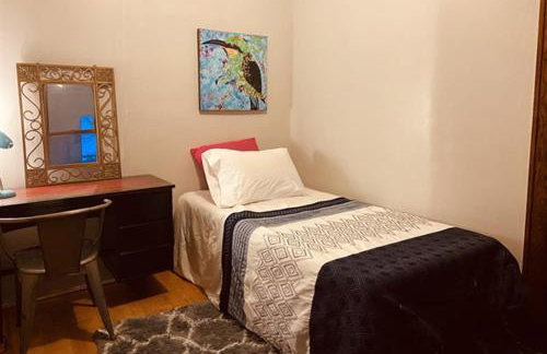 Treetop Apartment in the Heart of MPLS - Foto 19