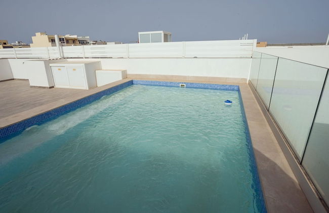 A Stunning Penthouse With a Private Pool - Foto 19