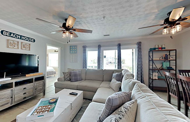 St Martin Beachwalk Villas #121 - Photo 12