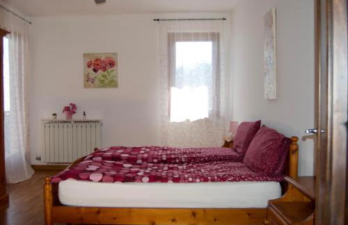 Il lago e la collina - Foto 15