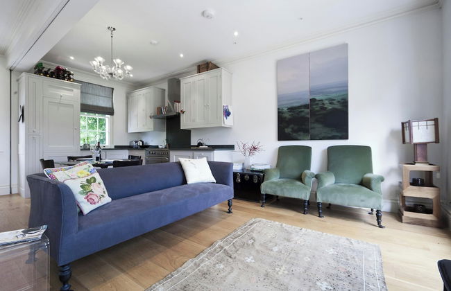St Anns Road by Onefinestay - Photo 8