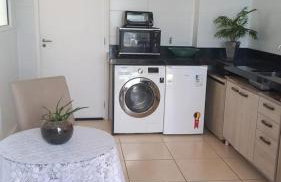 Apartamento na Palhoça, com vista para o mar, próximo a mercados, padarias e farmácias. - Photo 3