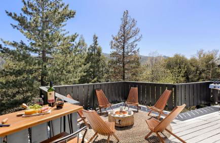 The Matterhorn Manor by Avantstay Harry Potter Inspired A-frame Home w/ Hot Tub & Views - Foto 11