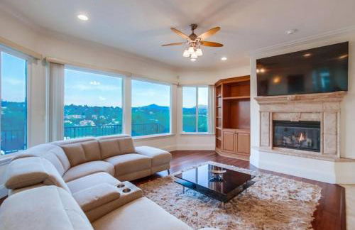 Villa Andalusia 6BR 5BA Luxury Jacuzzi Views and Games - Foto 5