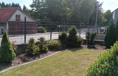 exklusives lichtdurchflutetes Apartment incl Gästegarten umzäunt - Foto 17