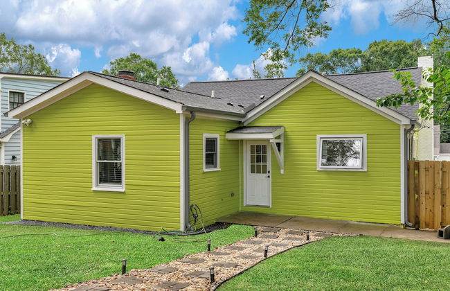 Stylish 4BR Haven Backyard and Fire Pit - Foto 39