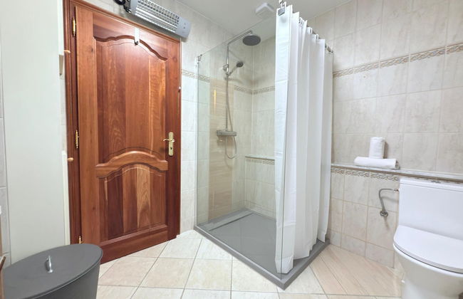 Spacious 4 bedrooms House - Foto 25